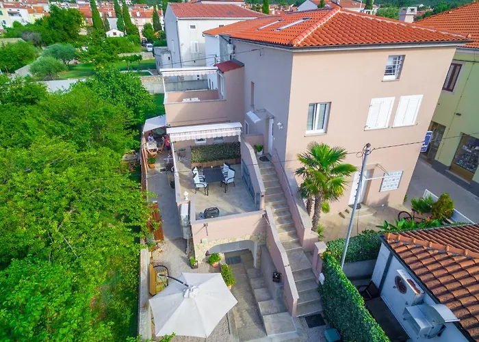 Apartments Punat Downtown