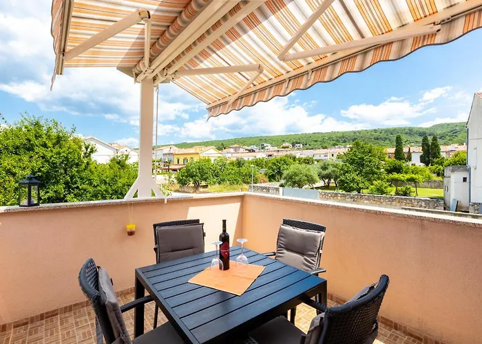 Apartments Punat Downtown