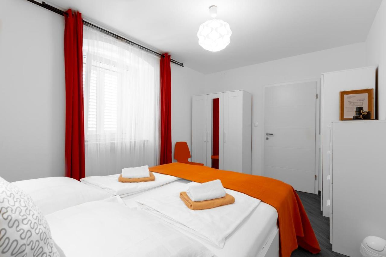 Downtown Apartment *